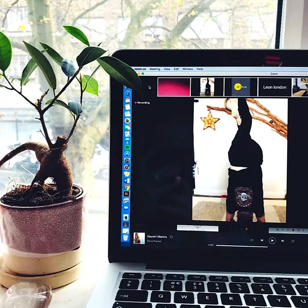 The benefits of practising online yoga