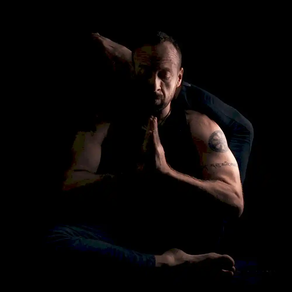 Meet Rocket Yoga Teacher Leon London